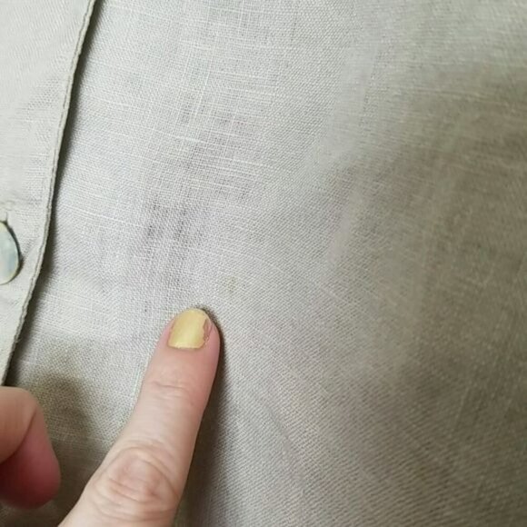 Marsh Landing Beige Linen Button-Up Shirt With Short Sleeves - Picture 5 of 13